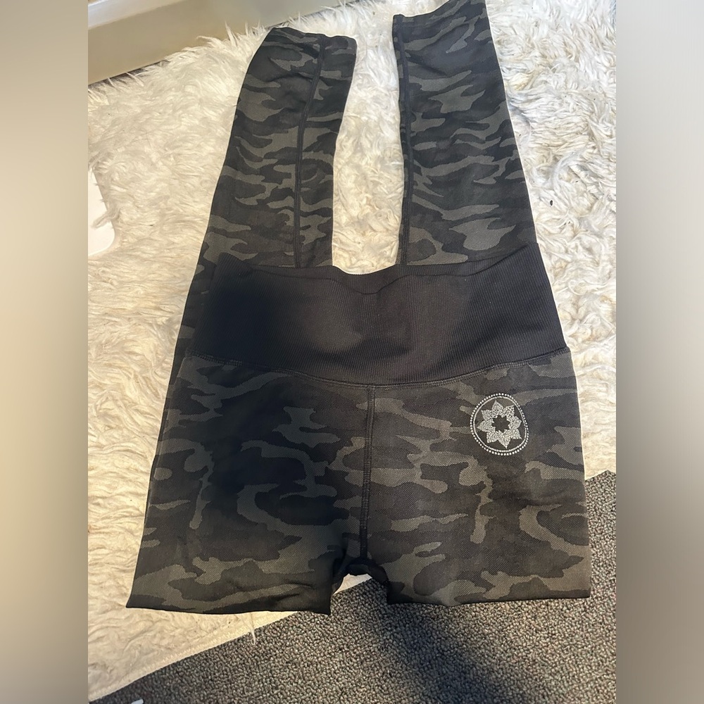 ⭐️ 3 for $20.00 SALE Women’s leggings